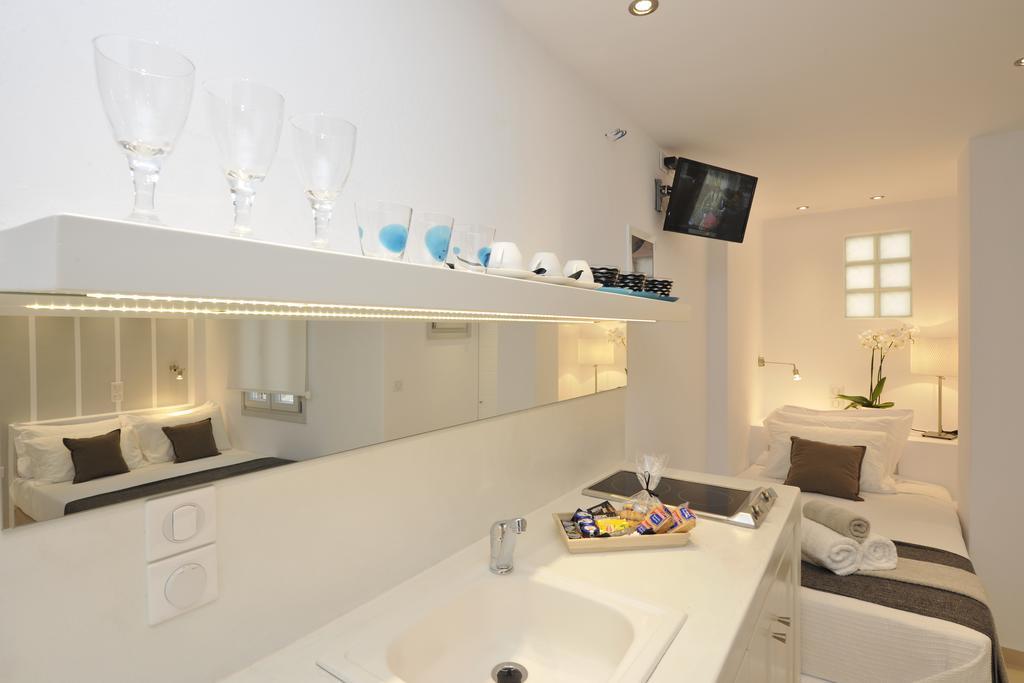 Romantica Suites Naousa Quarto foto