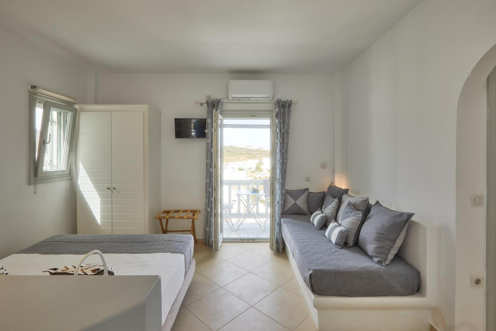 Romantica Suites Naousa Exterior foto